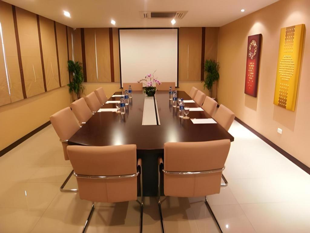 De Arni Hotel Bangkok Luaran gambar