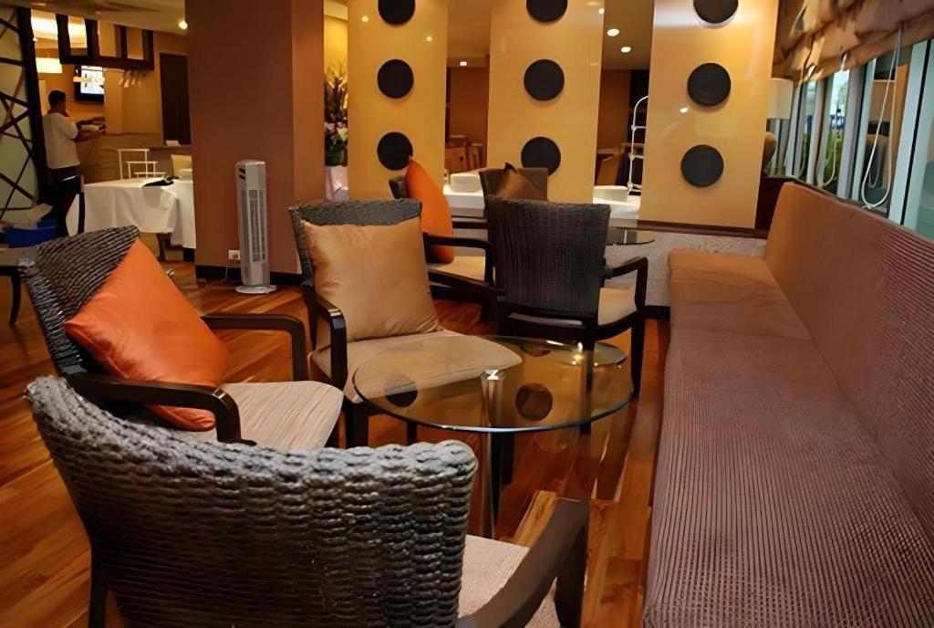 De Arni Hotel Bangkok Luaran gambar